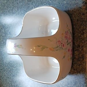 Home Ceramic/Pottery Basket Telaflora Collectable.